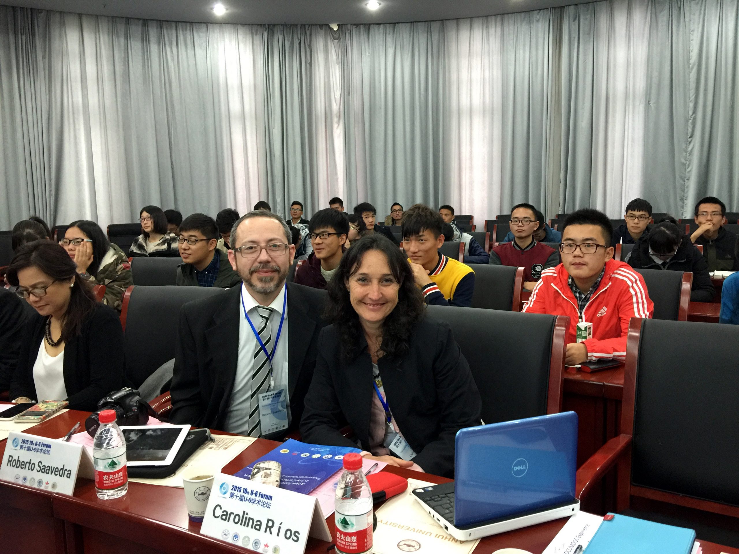 Directora Académica de Los Ángeles  expone en China durante Décimo Foro U-6