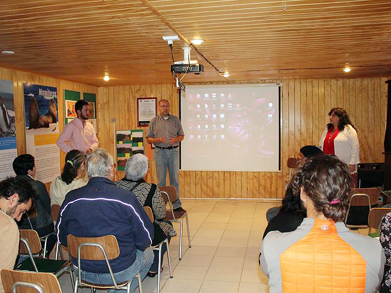 Ideas para el desarrollo de Puchuncaví y su geopatrimonio presentan Escuelas de Geología e Ingeniería Comercial