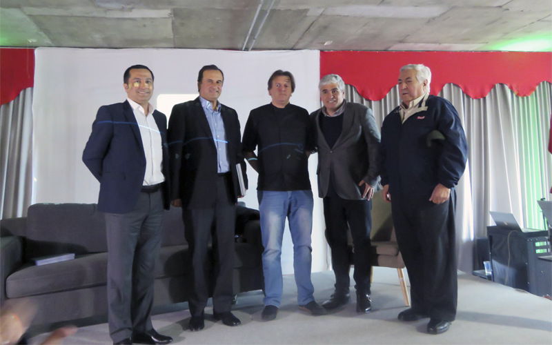 Exitoso seminario de emprendimiento reunió a empresarios maulinos junto a Nicolás Larraín