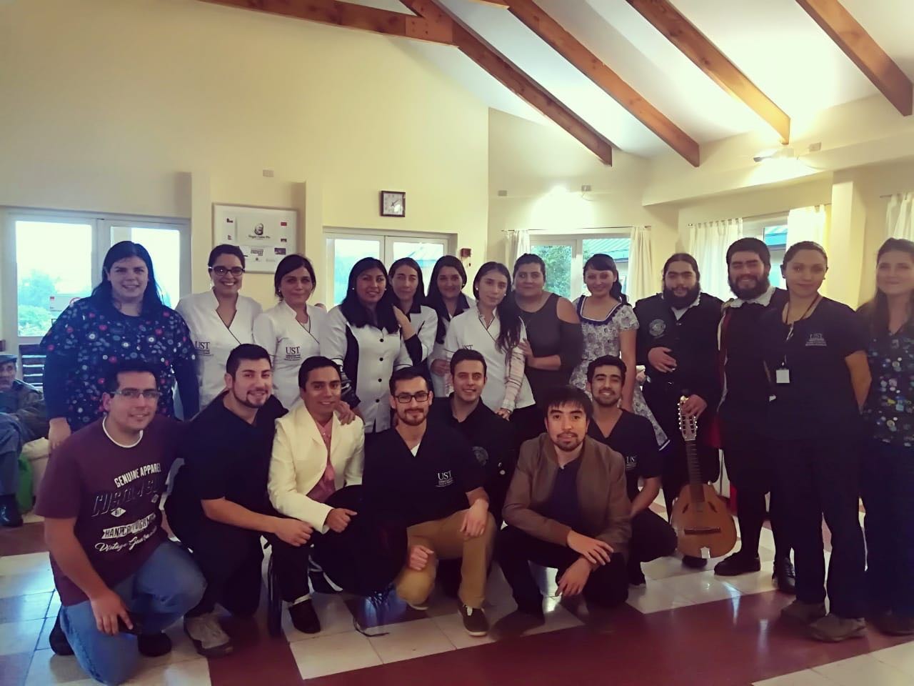 Escuela de Enfermería de Valdivia celebró su día junto a Fundación Las Rosas