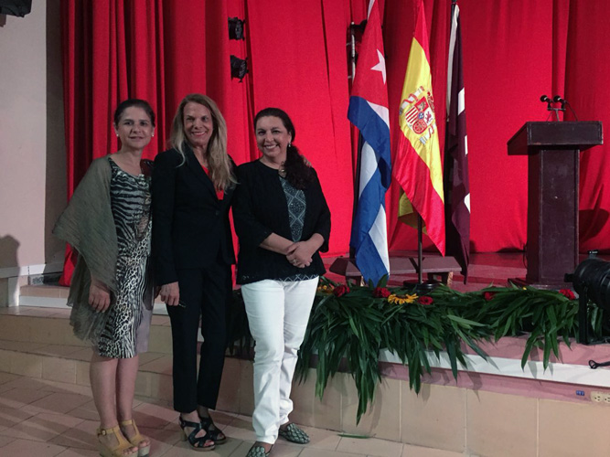 Directora de Escuela y Jefa de Carrera de Enfermería de la UST Talca expusieron en Congreso Internacional en Cuba