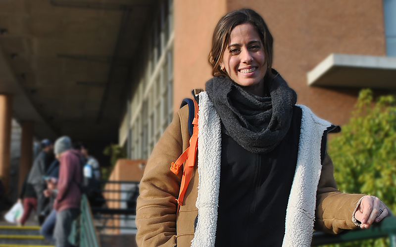 Estudiante de intercambio cuenta cuáles son las diferencias al aplicar la Educación Inclusiva en Chile y España