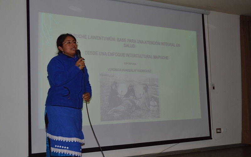 Carreras de CFT Santo Tomás Temuco conocen el enfoque de Salud Mapuche con motivo del We Tripantu