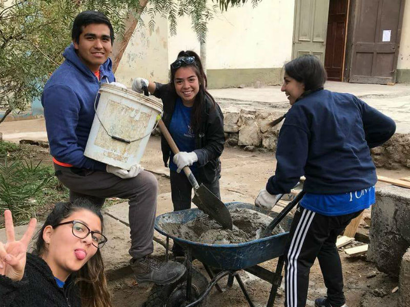 Nicolás Espinoza y magia de ser voluntariado: “Creces como persona y como profesional”