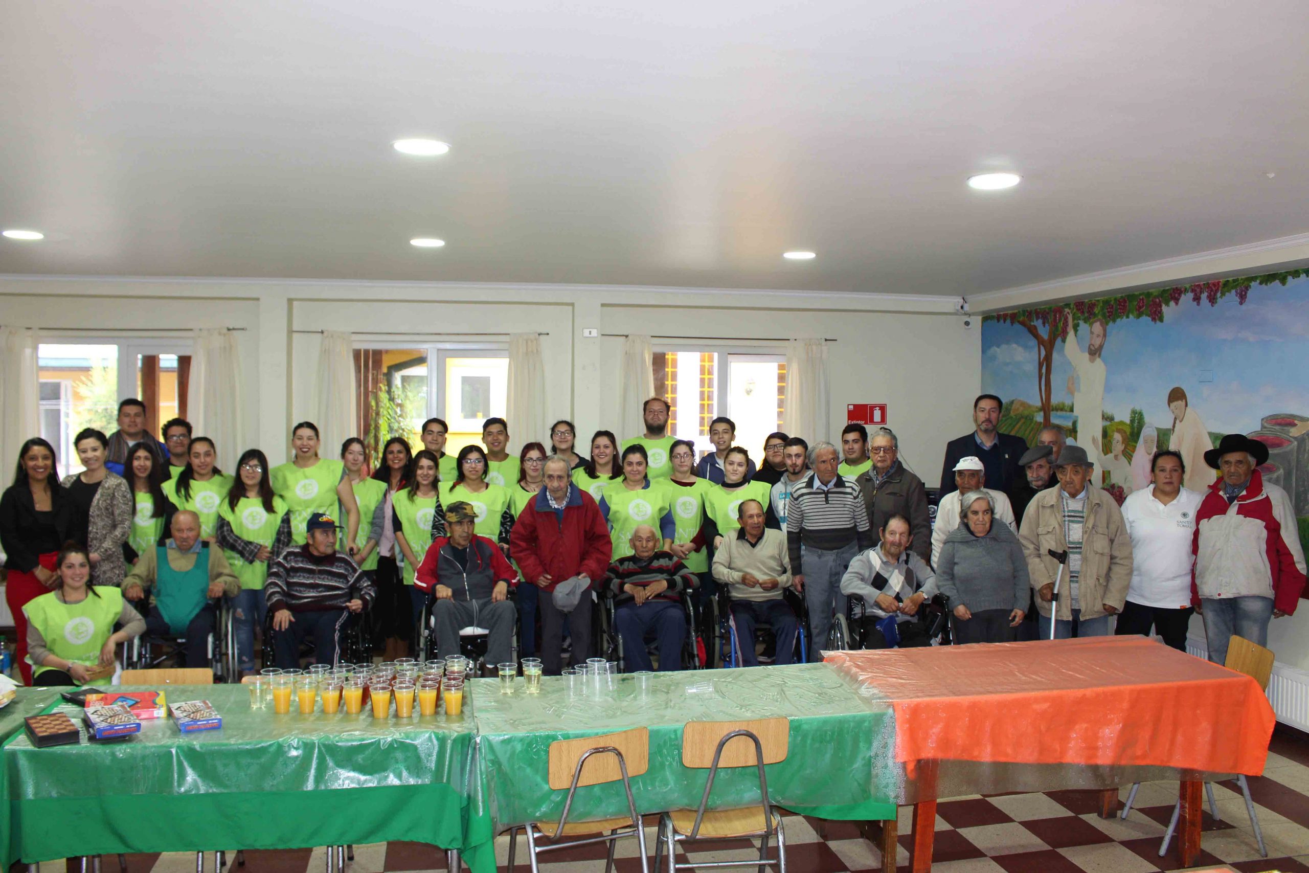 Mechoneo Solidario: Alumnos de Valdivia realizaron actividades con Fundación Las Rosas