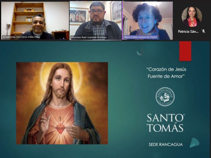 Padre Robinson Piña dictó charla sobre el Sagrado Corazón de Jesús