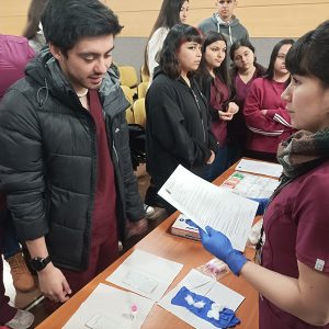 “Jornada de Actualización de Apoyo al Diagnóstico VIH y Capacitación en Test Visual Rápido” en Santo Tomás Viña del Mar