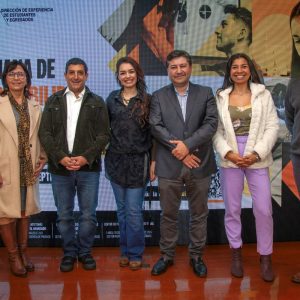 Emprender es el camino: Destacados emprendedores comparten sus experiencias en Santo Tomás