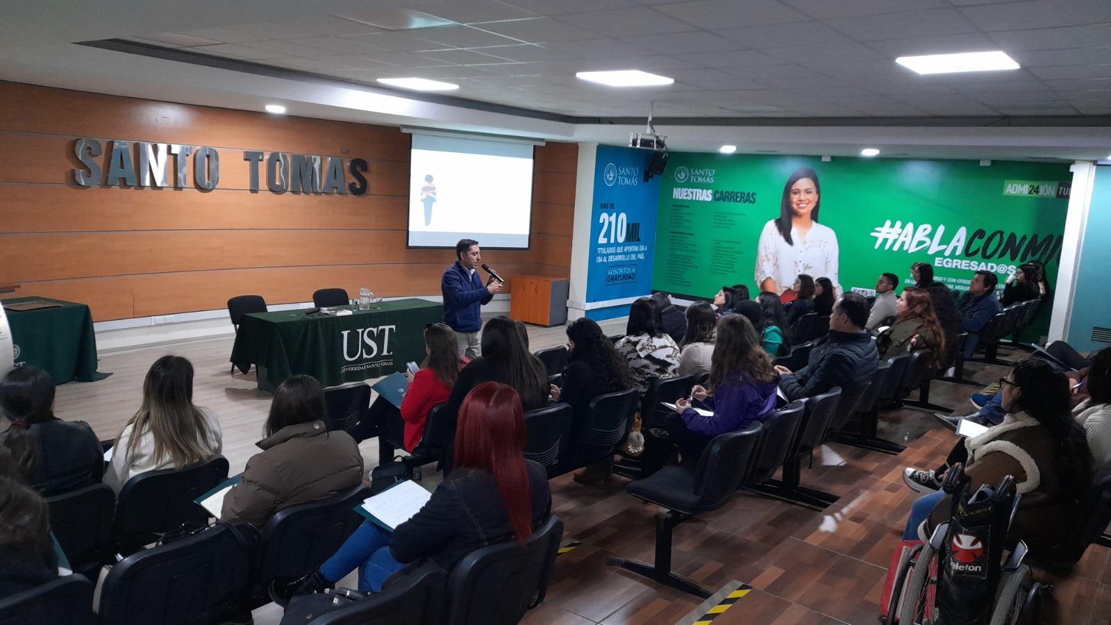 Carrera de Psicología de UST La Serena encabeza seminario para equipos PIE de establecimientos educacionales de la región