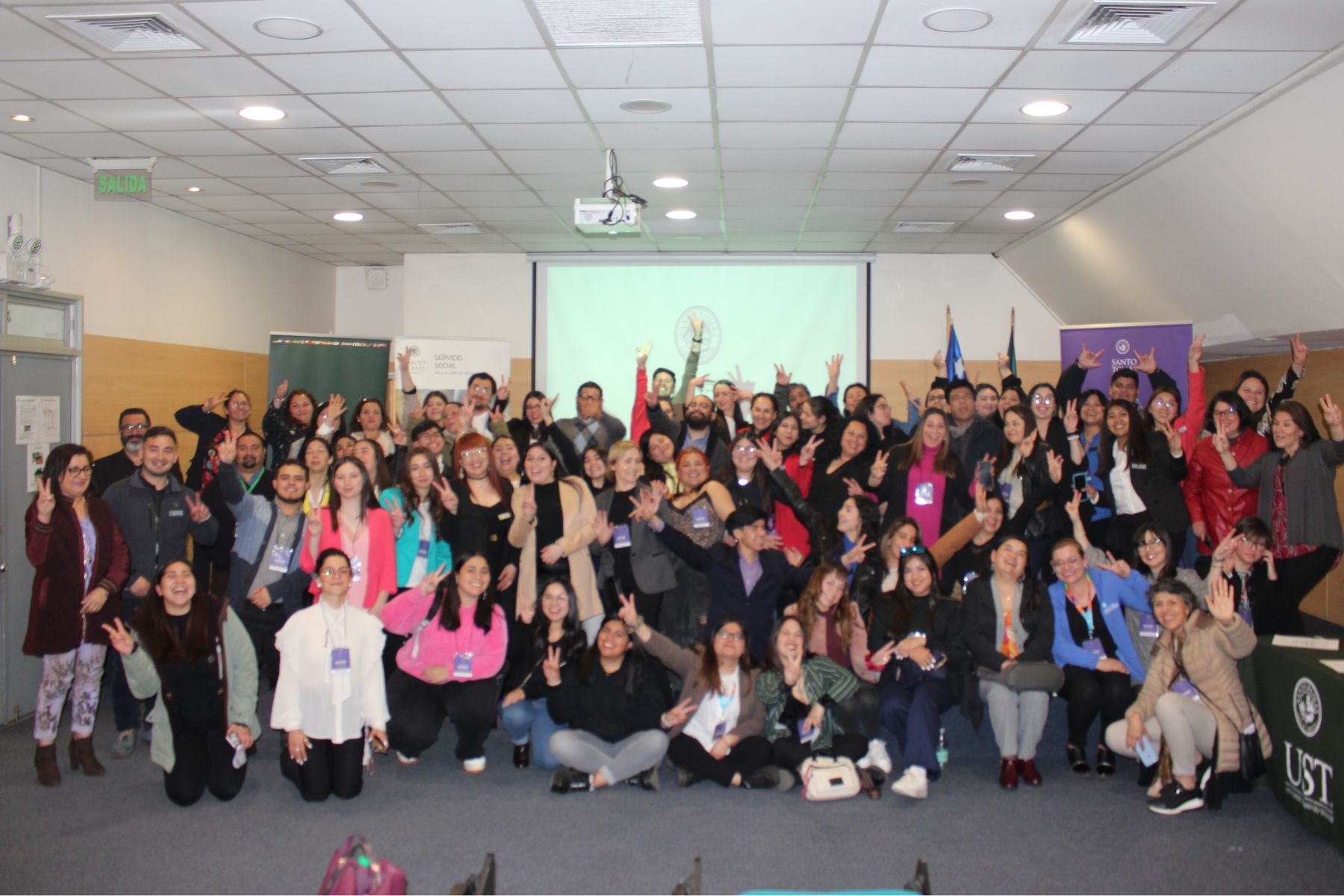 Masivo Congreso del Área Social en Santo Tomás Valdivia