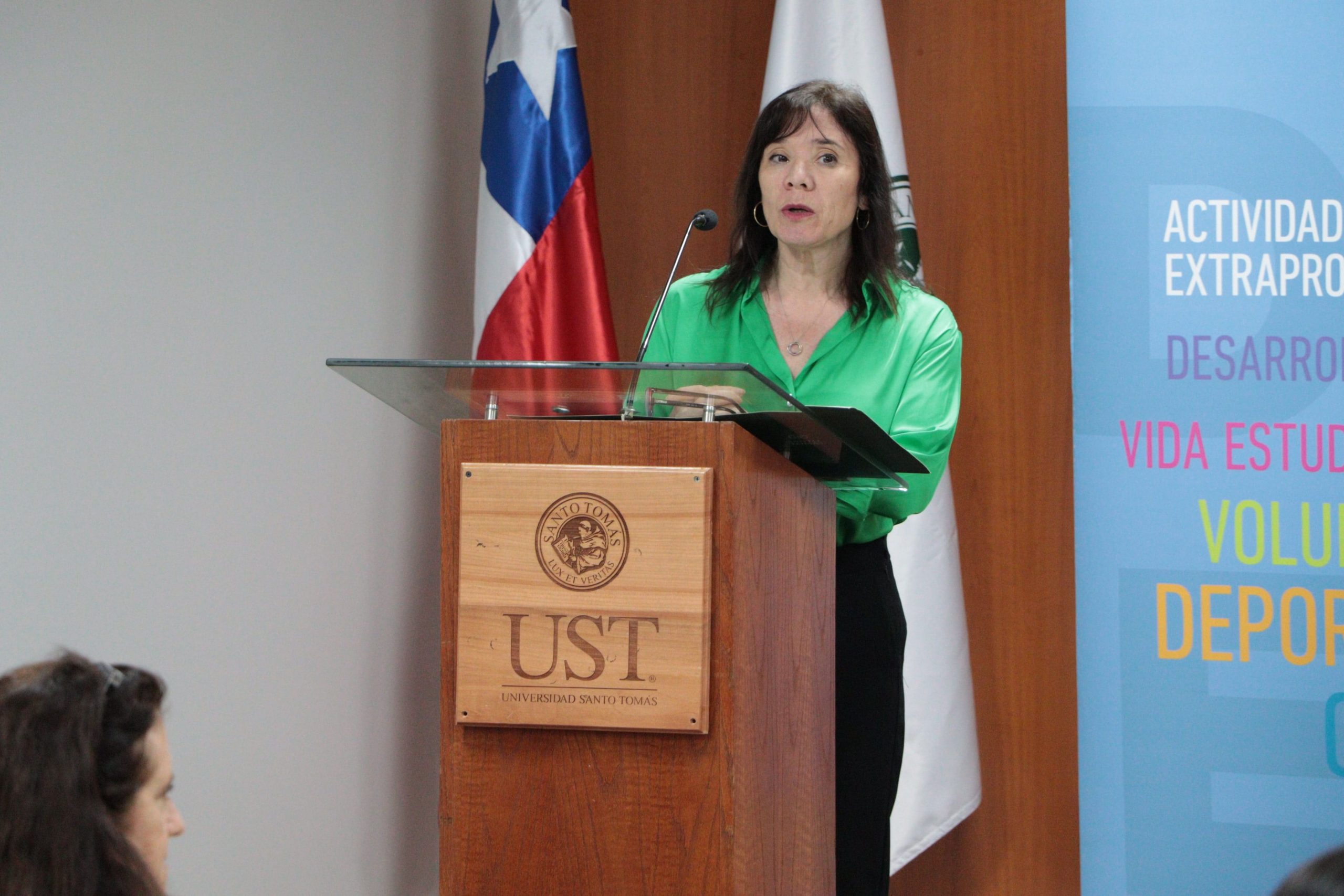 Comunidad Santo Tomás Talca dialoga sobre la Política Integral de Equidad de Género, Inclusión y Diversidad