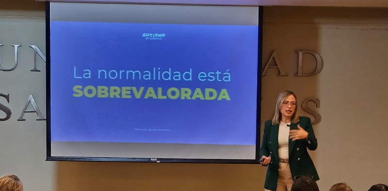 Tatiana Luis, experta internacional en autismo, llevó a cabo exitosa charla "Neurodiversidad en Positivo" en UST Santiago