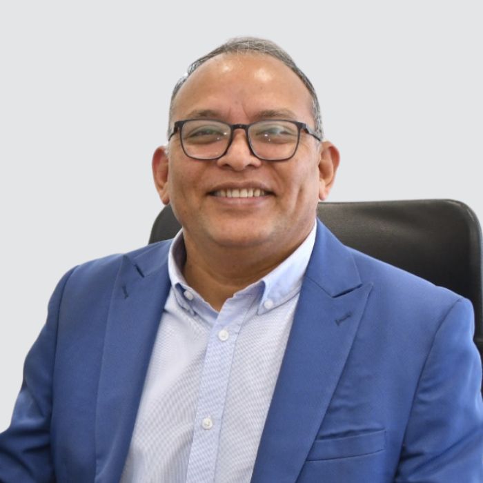 Roberto Varas