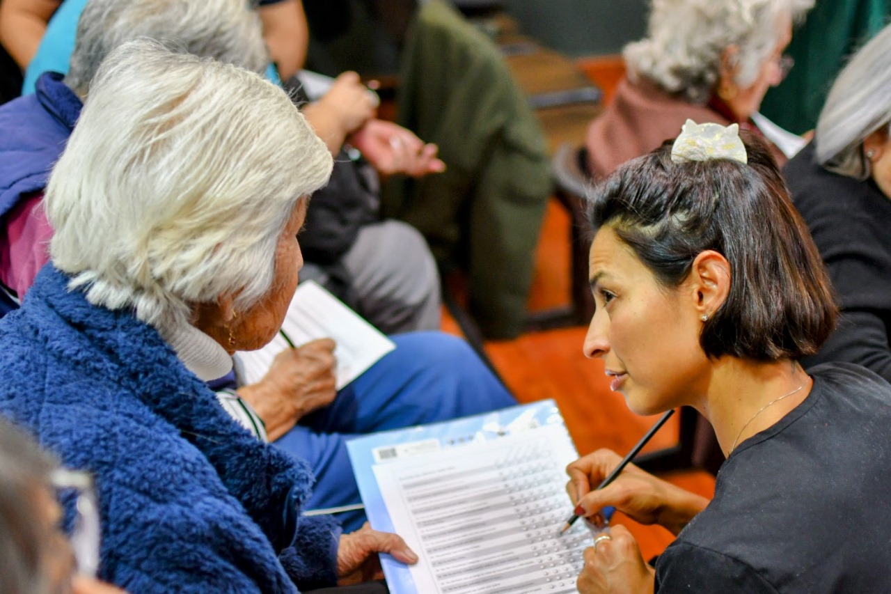 Adultos mayores de la Región de Tarapacá desarrollan b ...