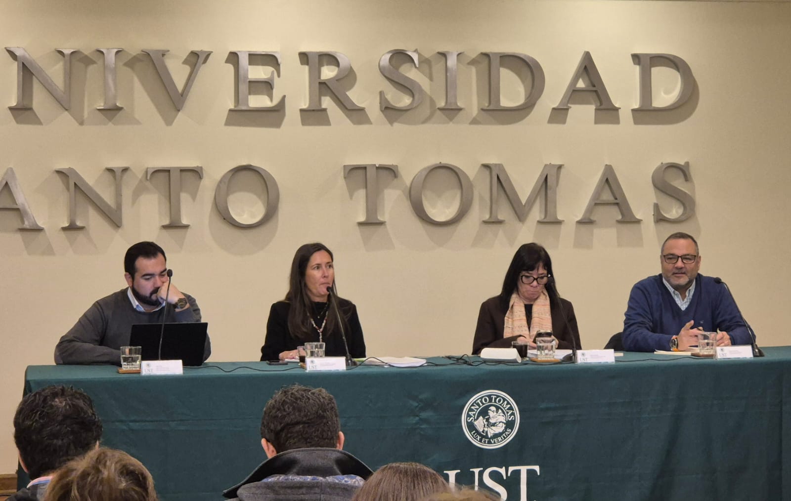 Directivos y jefaturas enfrentan simulación de Acredita ...