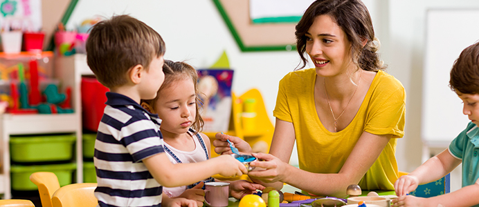 Diplomado en Espacios educativos para la primera infancia desde la mirada Montessori y Reggio Emilia